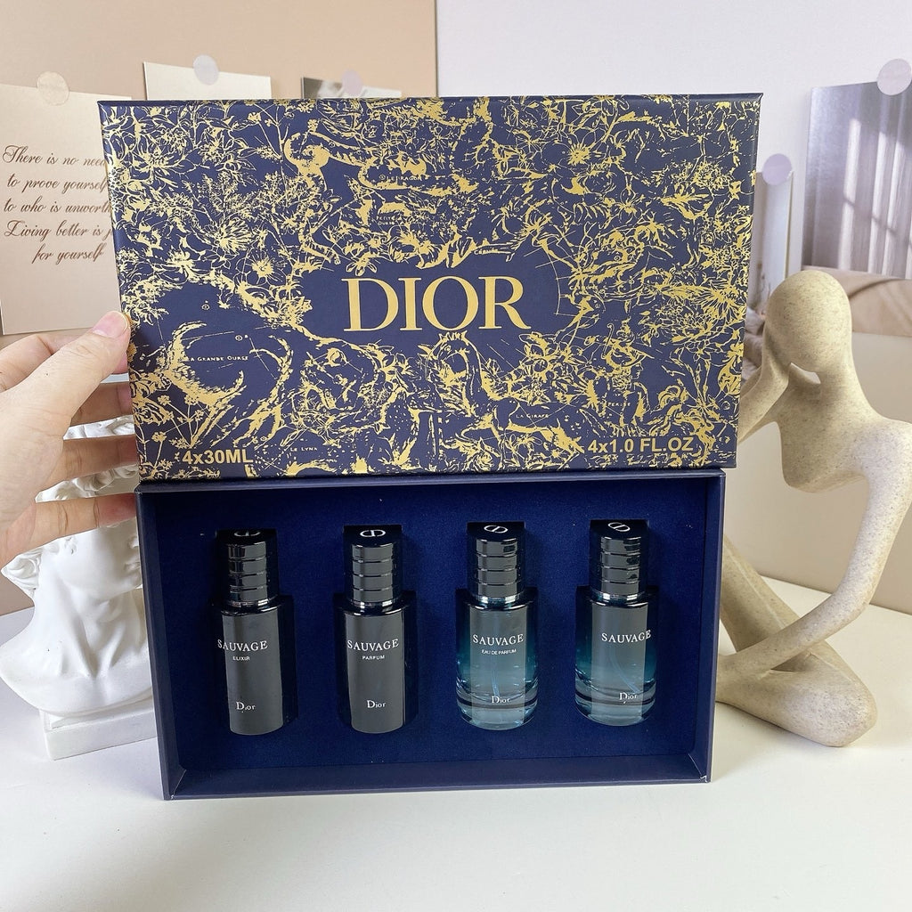 Dior Sauvage Travel Size Spray Gift Set – 4 x 1.0 fl oz