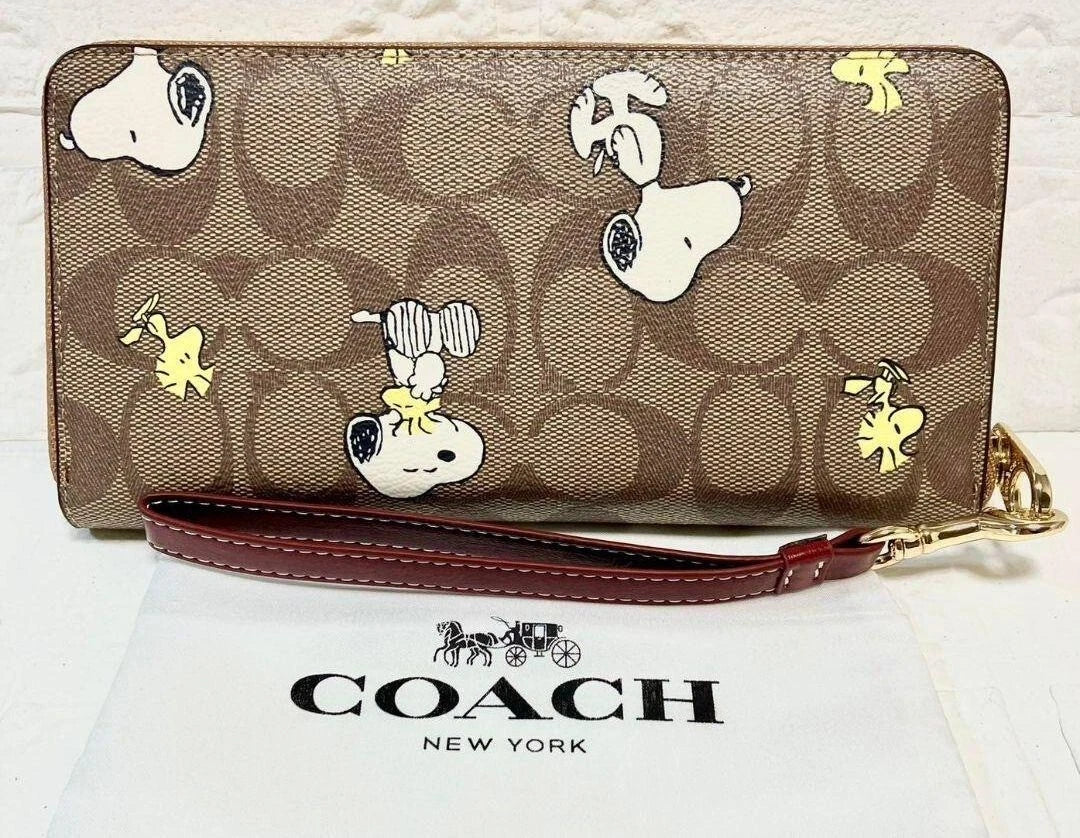Coach x Peanuts CE705 Long Zip Wallet – Snoopy & Woodstock Khaki